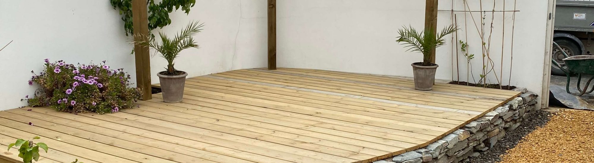 IMG 3234 2000x550 - Decking