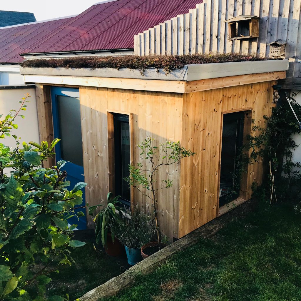 PODS Cornwall Newquay Garden room 1024x1024 - PODS Cornwall